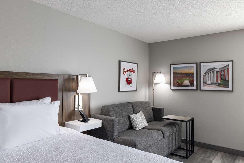Hampton Inn Athens Room photo