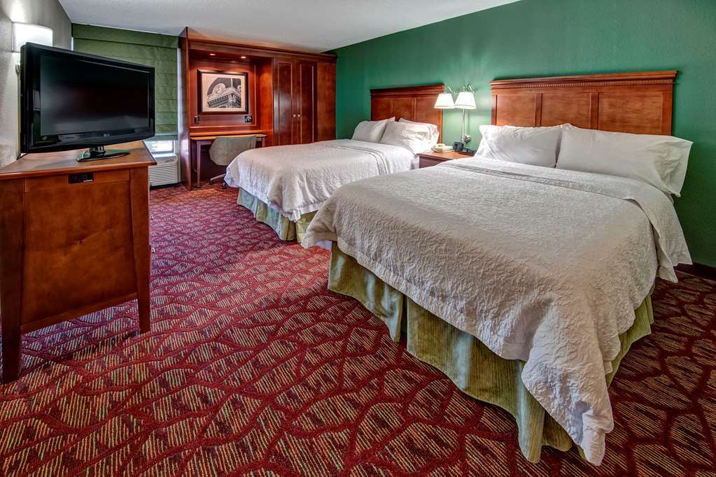 Hampton Inn Athens Room photo