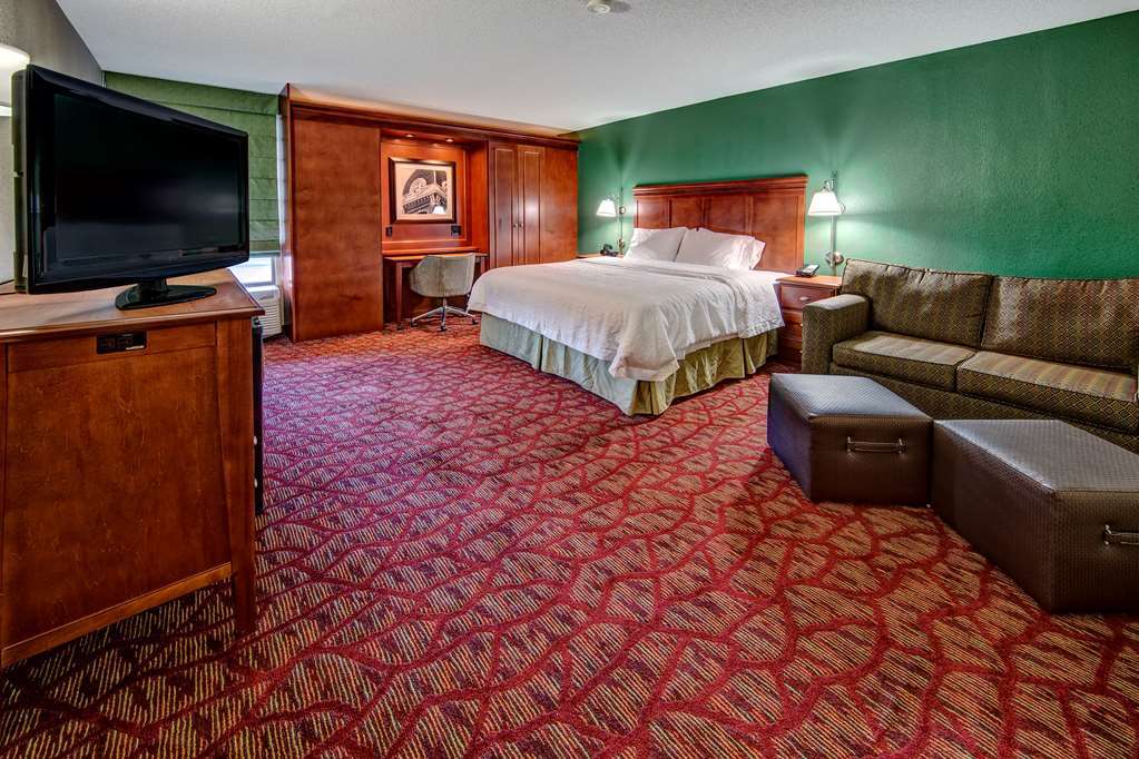 Hampton Inn Athens Room photo